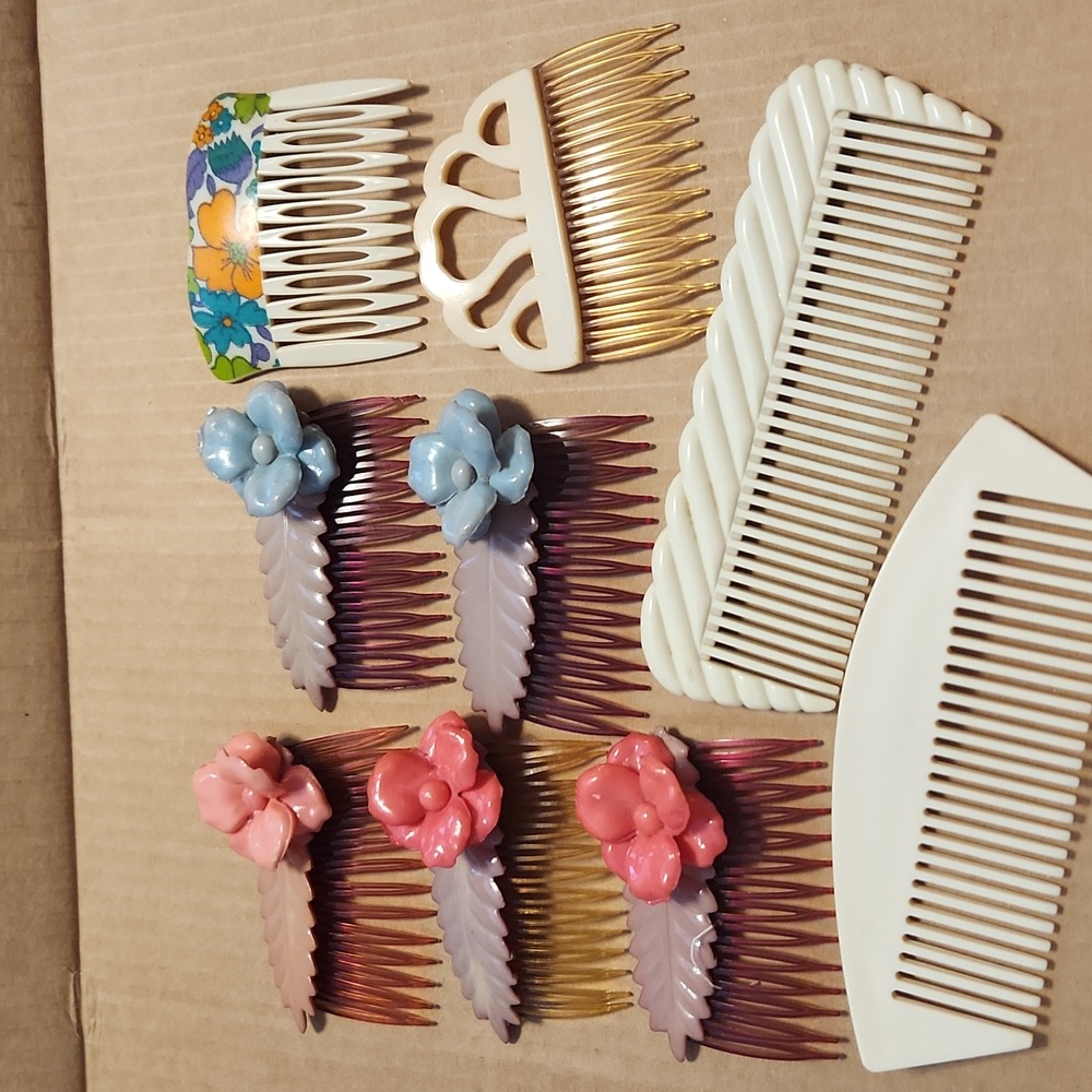 Vintage Hair Combs